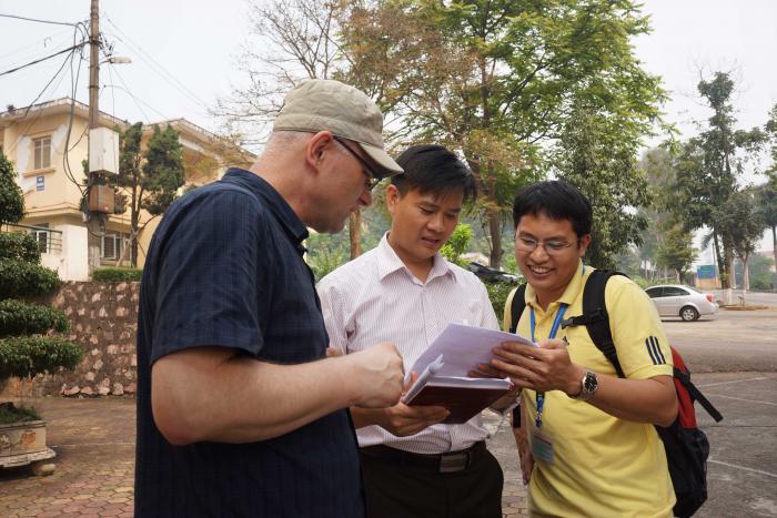 Prof. G. Kozlowski, Prof. H. Van Sam and Pham Thanh Ha (VNUF)